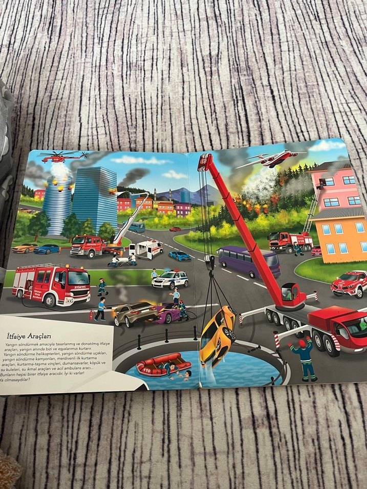 Benim İlk Araçlar Kitabım - Çocuk Kitabı - Görsel 4