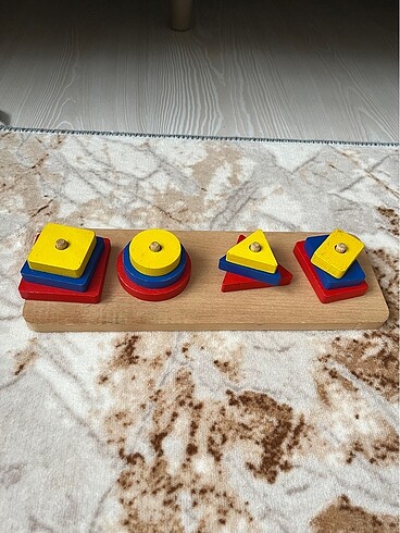 Ahşap geometrik şekiller