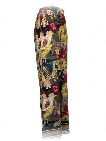Zara Zara Kumaş Pantolon %70 İndirimli.