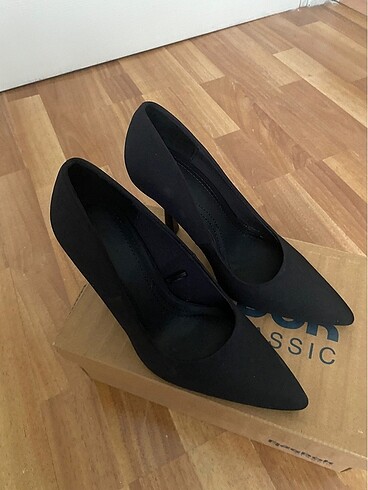 Stiletto Bershka
