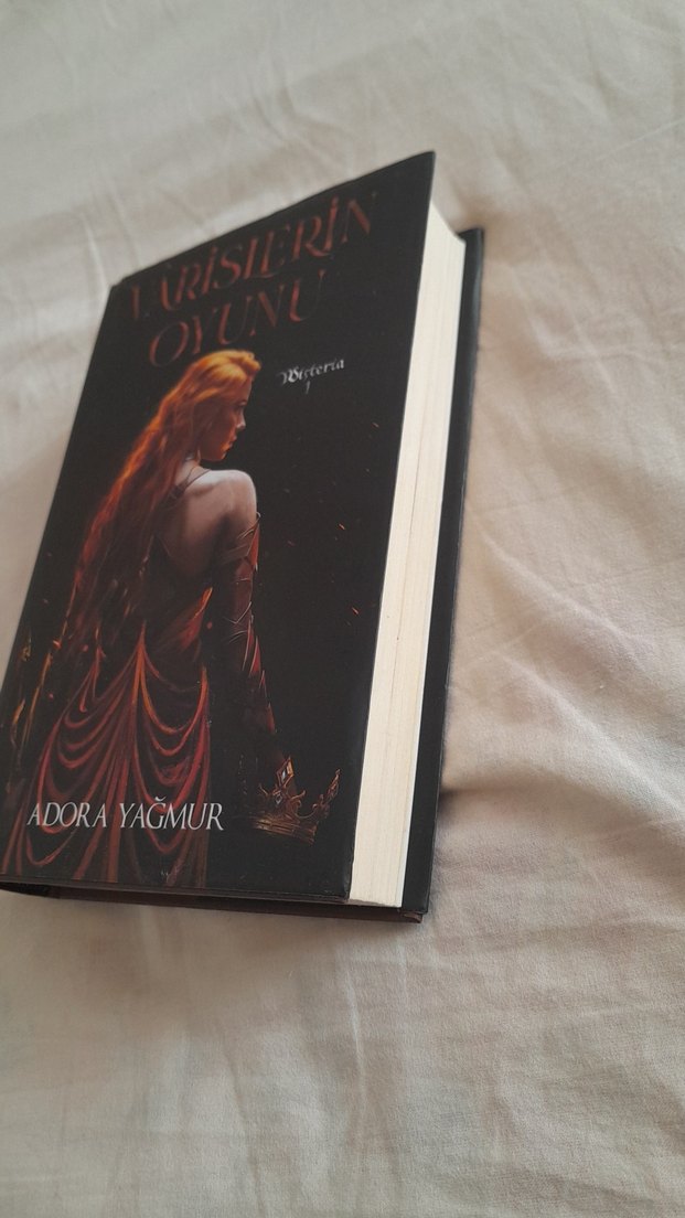 Varislerin Oyunu - Adora Yağmur - Görsel 2