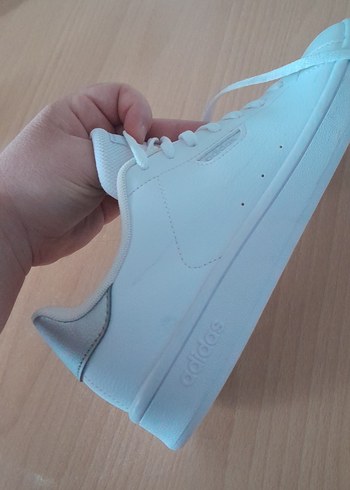 Beyaz Bağcıklı Kadın Spor Ayakkabı - Görsel 4