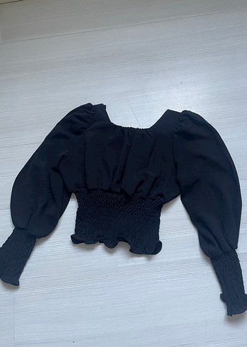 Uzun Kollu Siyah Gotik Bluz