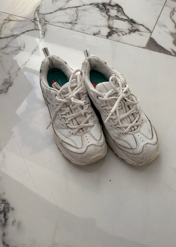 Beyaz orijinal skechers