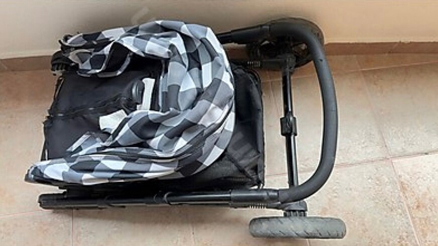 9- 36 kg Beden siyah Renk Efsane bebek arabası