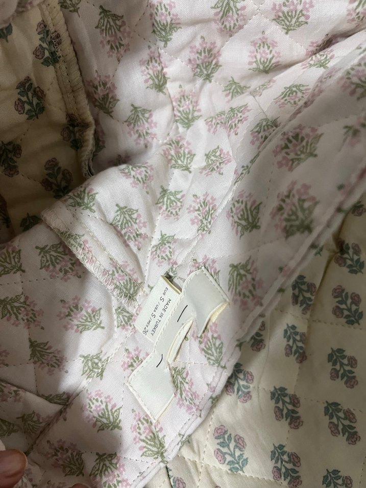 Düğmeli Beyaz Desenli Hamile Şortu - Görsel 3