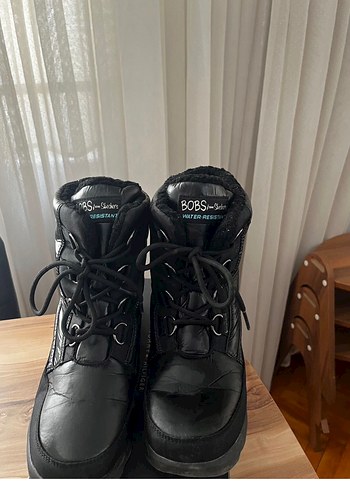 Skechers Bobs Siyah Bagcikli Su Gecirmez Bot