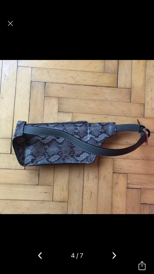 Gri Yılan Desenli Kemerli Kadın Çapraz Çanta - Görsel 3