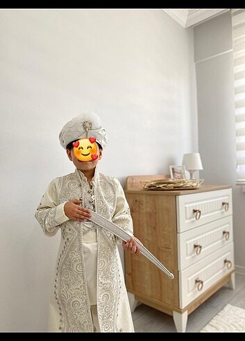 5 Yaş Beden beyaz Renk Sünnet kiyafeti