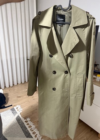 Pull and bear kemerli trençkot