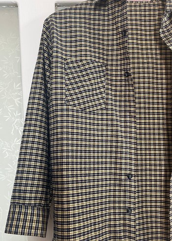 Bershka Düğmeli Uzun Kollu Kareli Kadın Gömlek