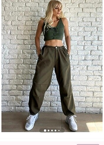 Trendyol & Milla Paraşüt pantolon