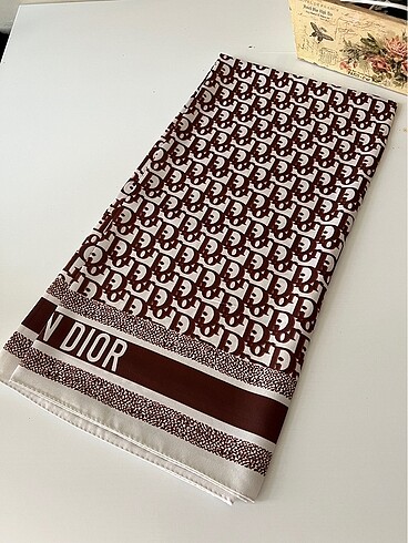 Kahverengi Dior Twill Eşarp
