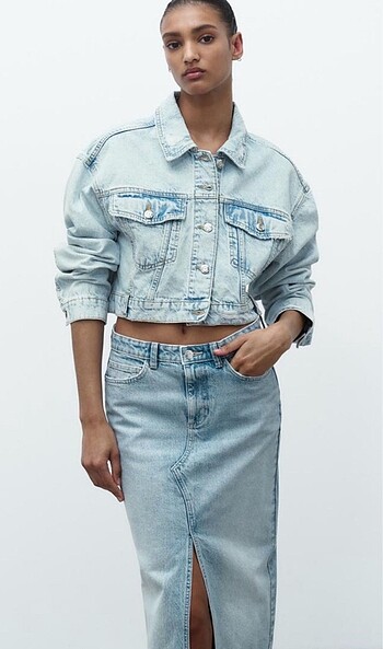 Zara Distressed Detaylı Crop Denim Ceket