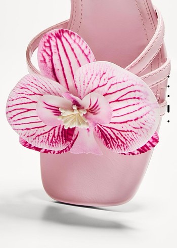 Pembe Çiçekli İnce Topuklu Bershka - Görsel 2