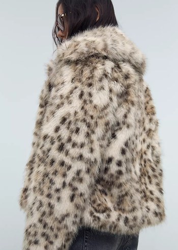 Stradivarius kürk Leopar Desenli Kadın - Görsel 2