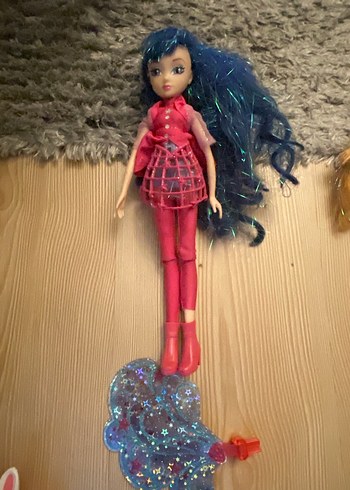 Beden Winx yeni sezon orijinal bebekler (4 adet)