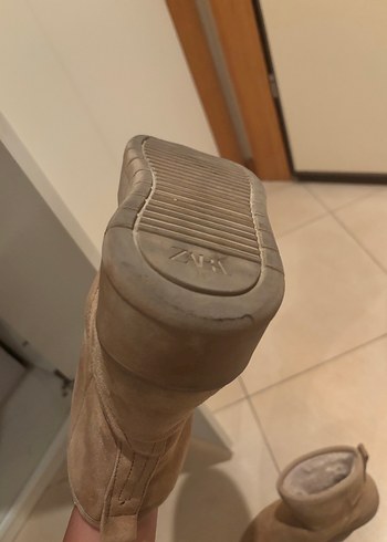 Bej Süet Kadın Topuklu Botlar - Görsel 5