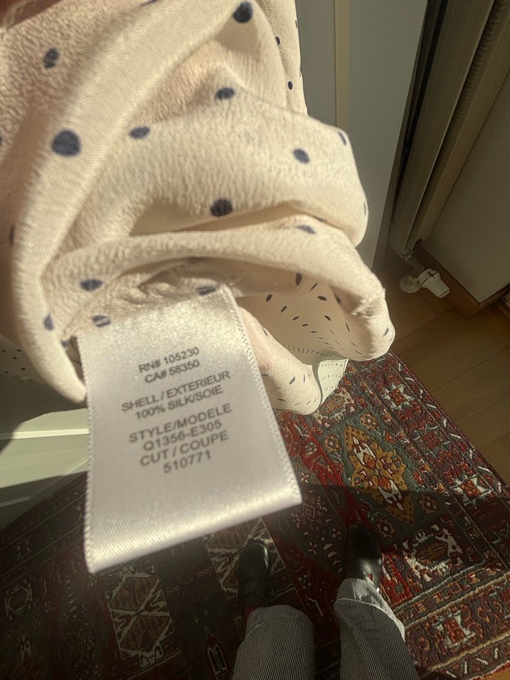 Bej Puantiyeli V Yakalı Keten Bluz - Görsel 5