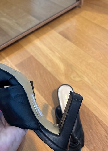 Kadın Siyah Topuklu Terlikler - Görsel 5