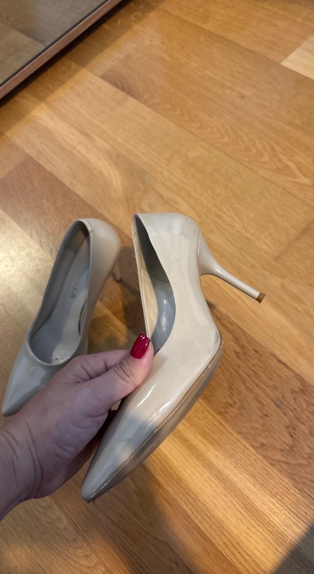 Bej Stiletto Topuklu Kadın Ayakkabı - Görsel 2