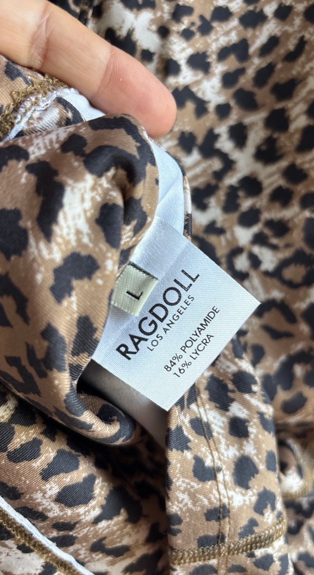 Deri Tokalı Parlak Kahverengi Leopar Desenli Atlet - Görsel 4