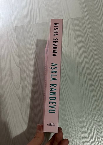 Aşkla Randevu - Nisha Sharma - Görsel 3