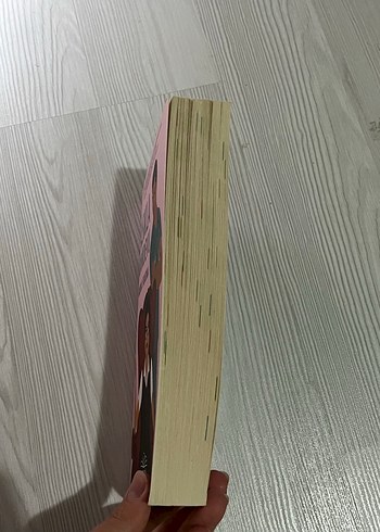 Aşkla Randevu - Nisha Sharma - Görsel 4