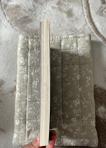 Ottessa Moshfegh - Ölümü Ellerinde Tutarken - Görsel 2