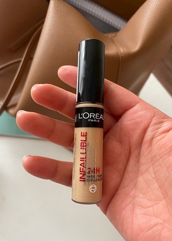 L'Oréal Paris Infaillible Kapatıcı