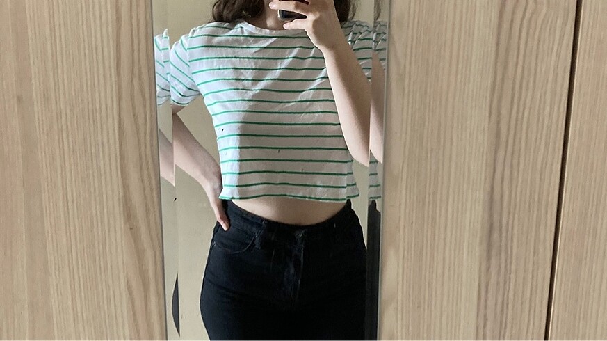 Crop tişört