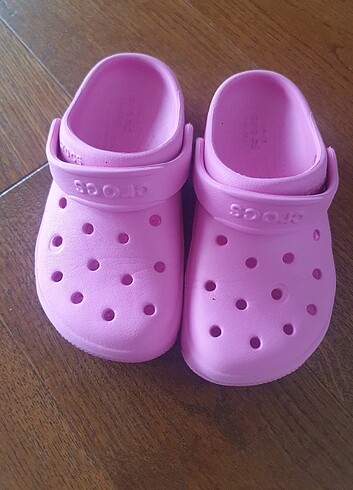 30 Beden pembe Renk Crocs kiz cocuk terlik