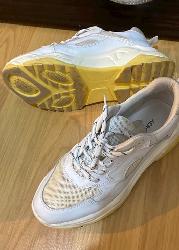 Beyaz Bağcıklı Spor Kadın - Görsel 4