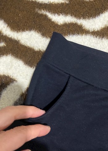 Siyah Kadın Mini Şort Spor Tarzı - Görsel 4