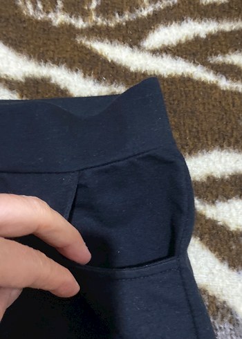 Siyah Kadın Mini Şort Spor Tarzı - Görsel 3