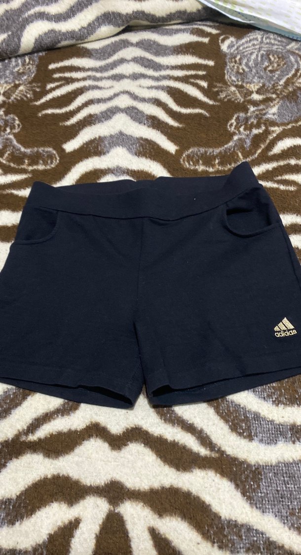 Siyah Kadın Mini Şort Spor Tarzı - Görsel 2