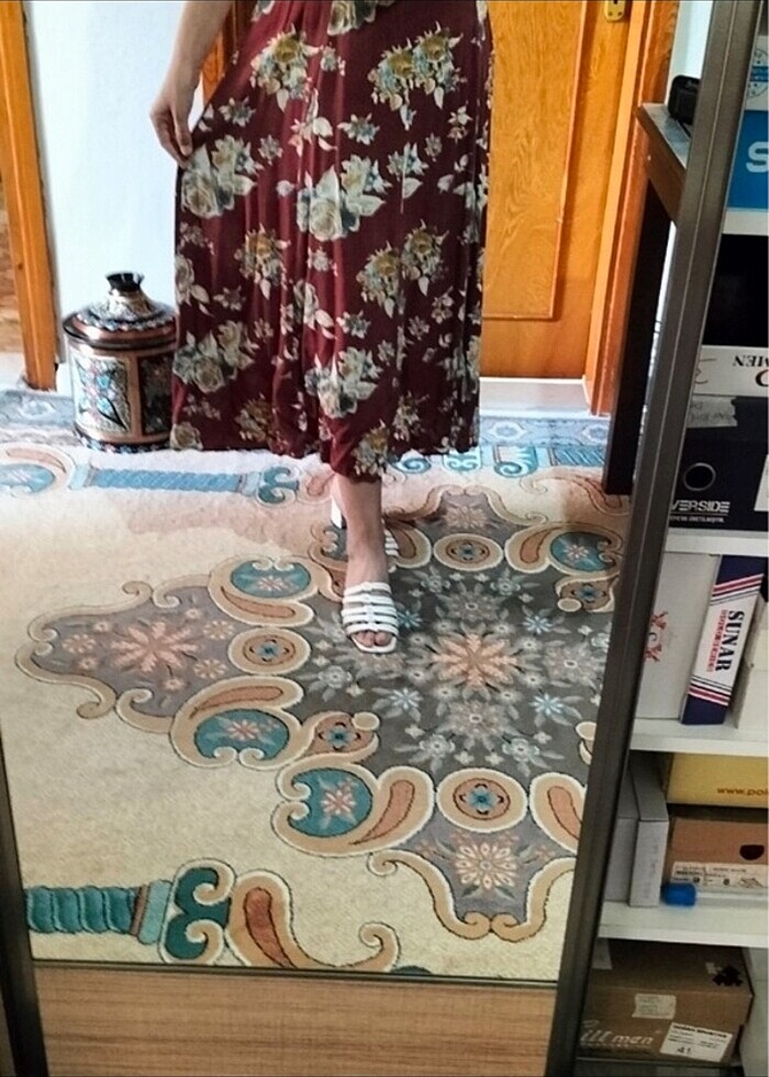 Çecekli elbise - Görsel 3