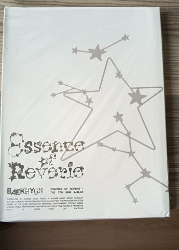 Beden Baekhyun Essence of Reverie albümü full içerik