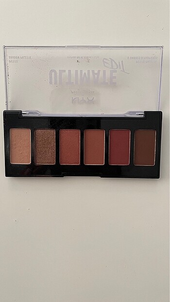 NYX Nyx ultimatw edit far paleti