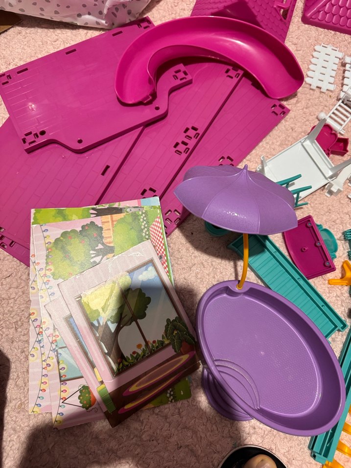 Pembe Plastik Oyuncak Ev - Görsel 5