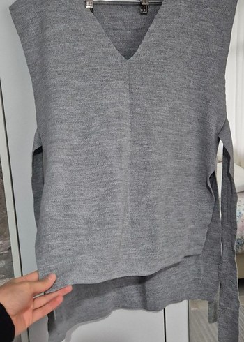 Gri V Yakalı Örgü Kolsuz Kadın Süveter - Görsel 2