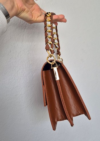 Zincir Detaylı Kahverengi Deri Kadın Çanta - Görsel 5