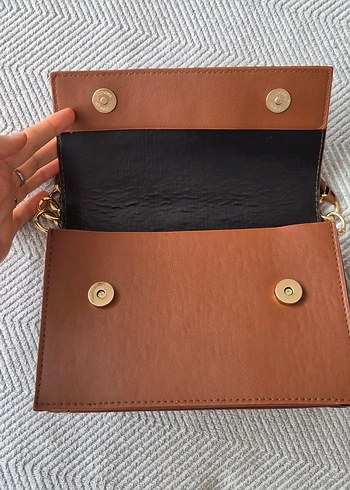 Zincir Detaylı Kahverengi Deri Kadın Çanta - Görsel 6