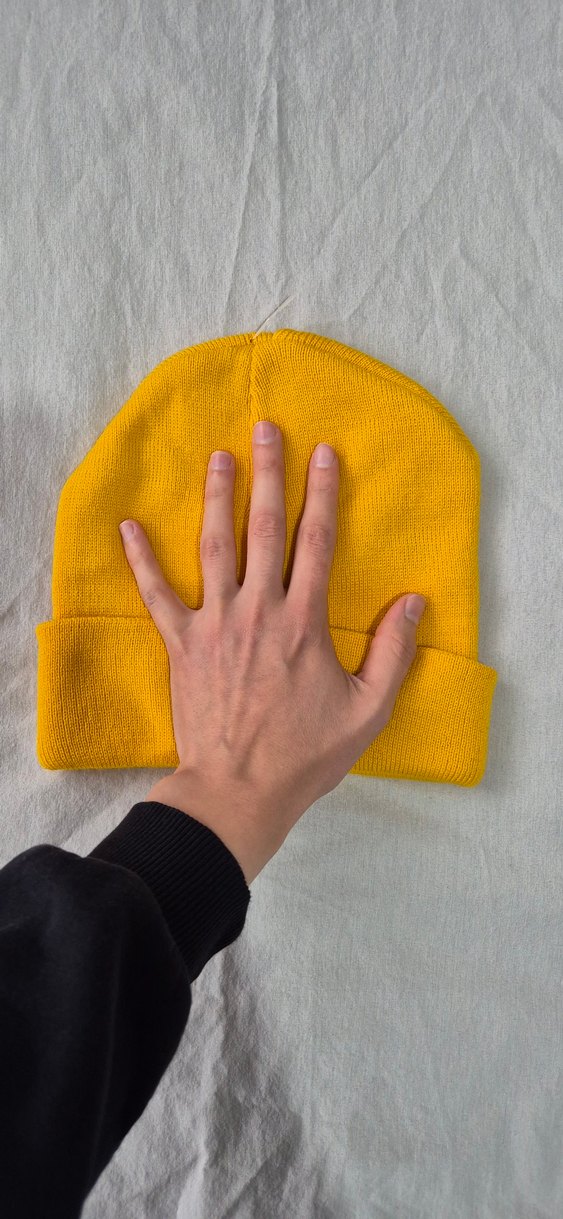 Sarı Kadın Örgü Bere Alien Desenli - Görsel 3