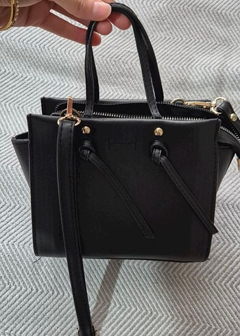 Siyah Nakışlı Deri Kadın Çanta - Görsel 6