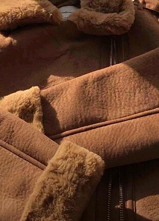 Stradivarius Deri mont