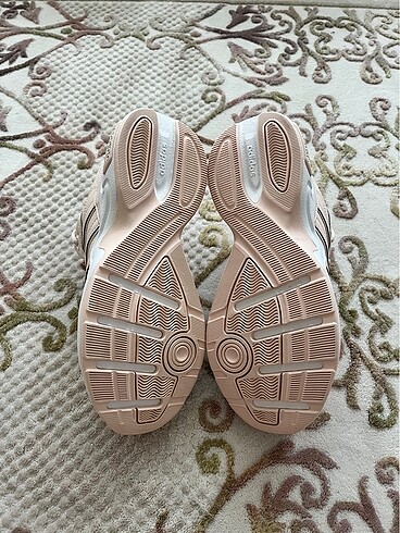 39,5 Beden Adidas Strutter (SIFIR-ORJİNAL)