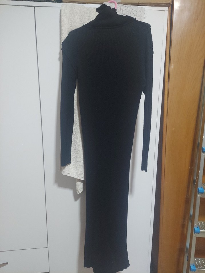 Siyah Boğazlı İnce Örgü Kadın elbise - Görsel 2