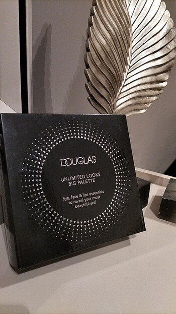 Mac Douglas Douglas far paleti 