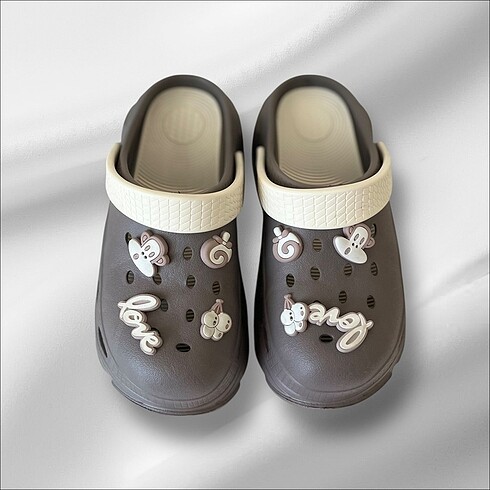 Crocs Cross terlik yüksek taban